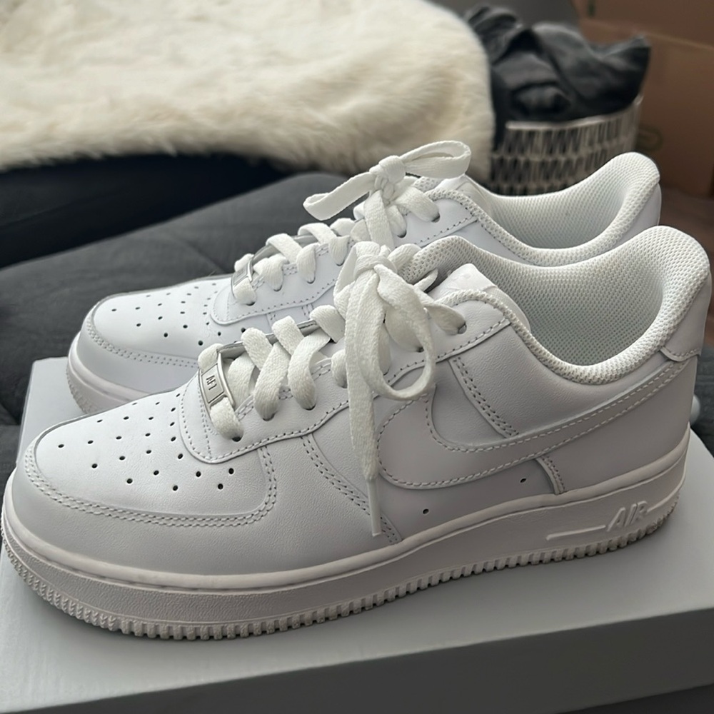 New Nike Air Force 1
